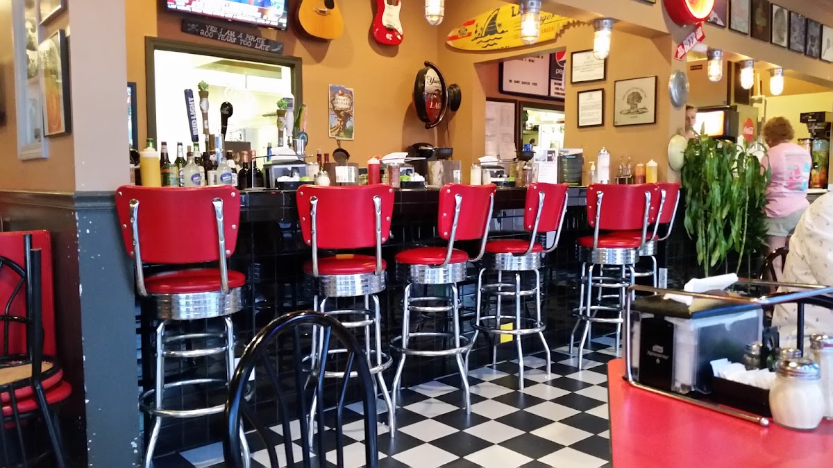 Fox's Pizza Downtown